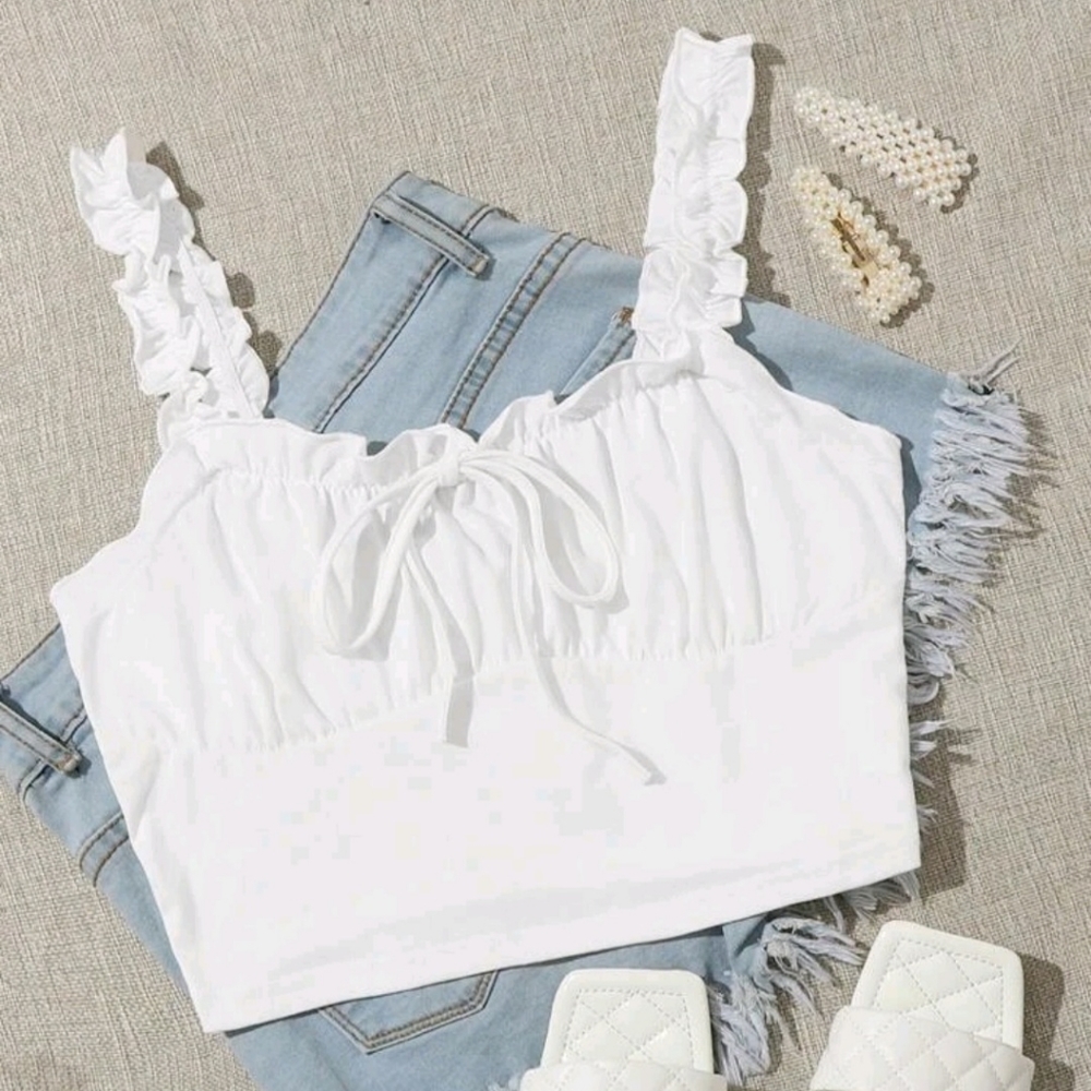 Cropped Ruched Top - Picture 3 of 3
